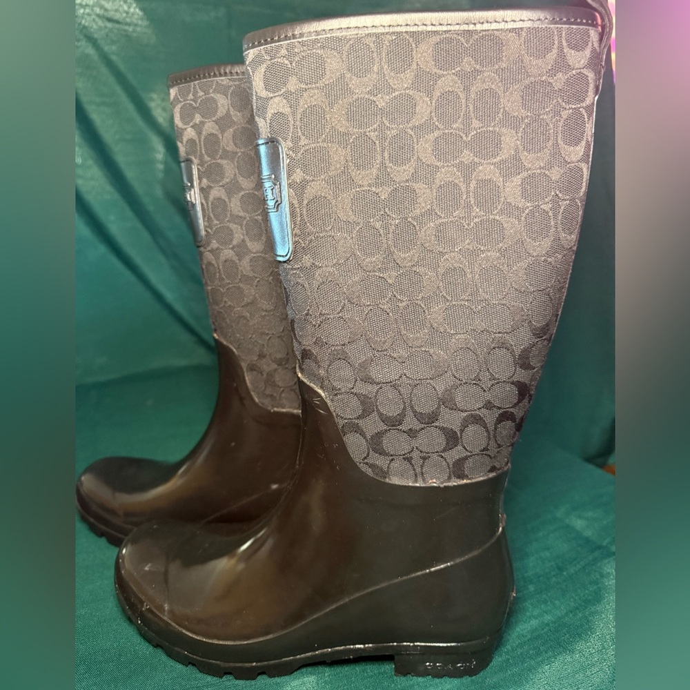 Women's Black Patterned Rain Boots